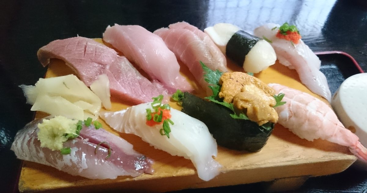 特上にぎり定食の寿司アップ