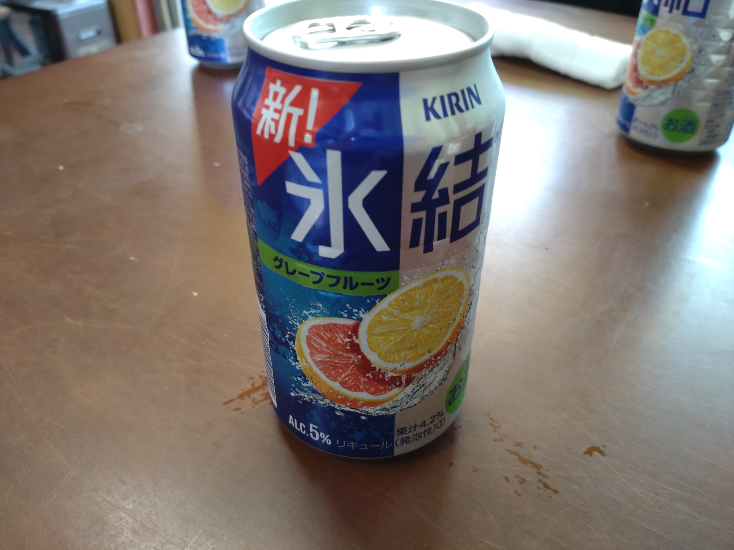 缶チューハイ(300円)