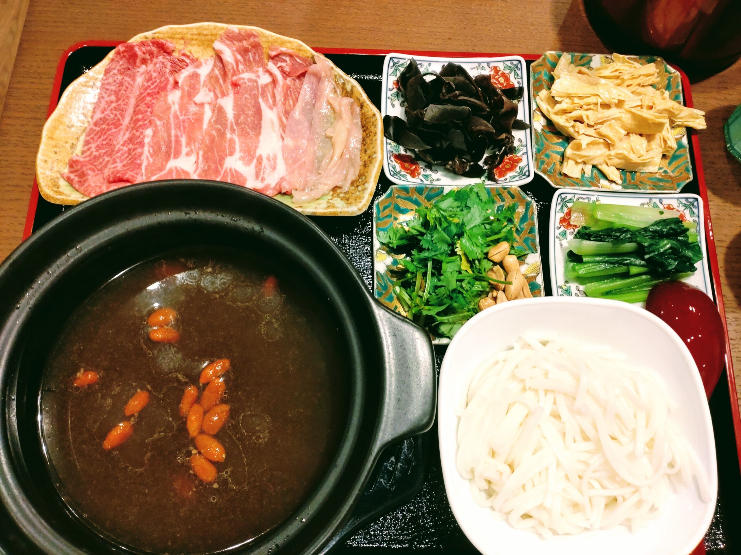 過橋米麺(1500円)