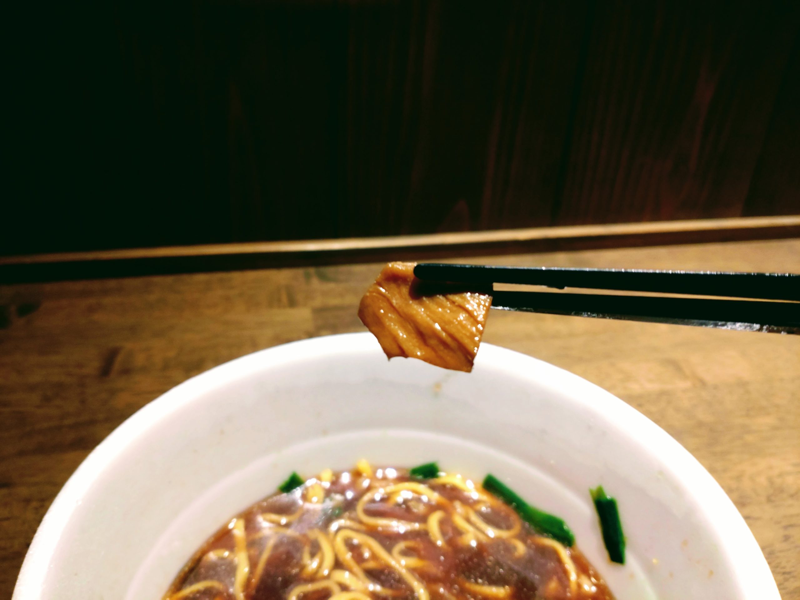 マルちゃん正麺 カップ スタミナ中華そばの味付豚肉