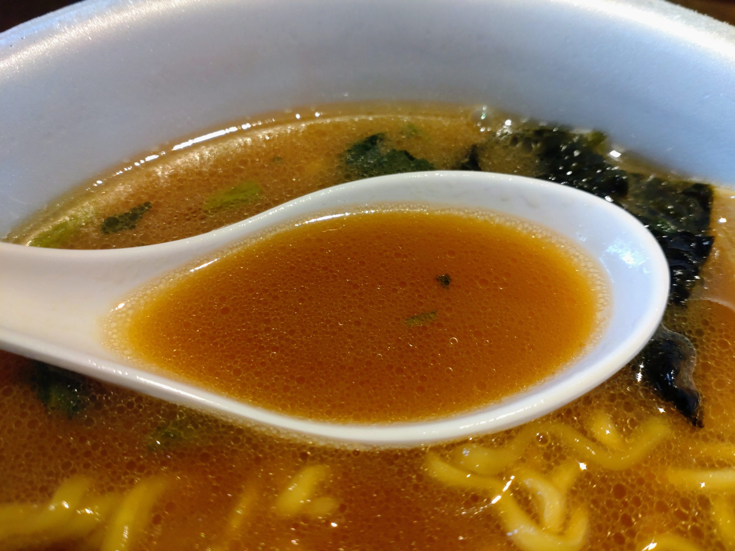 吉祥寺武蔵家 家系MAX 豚骨醤油ラーメンのスープ