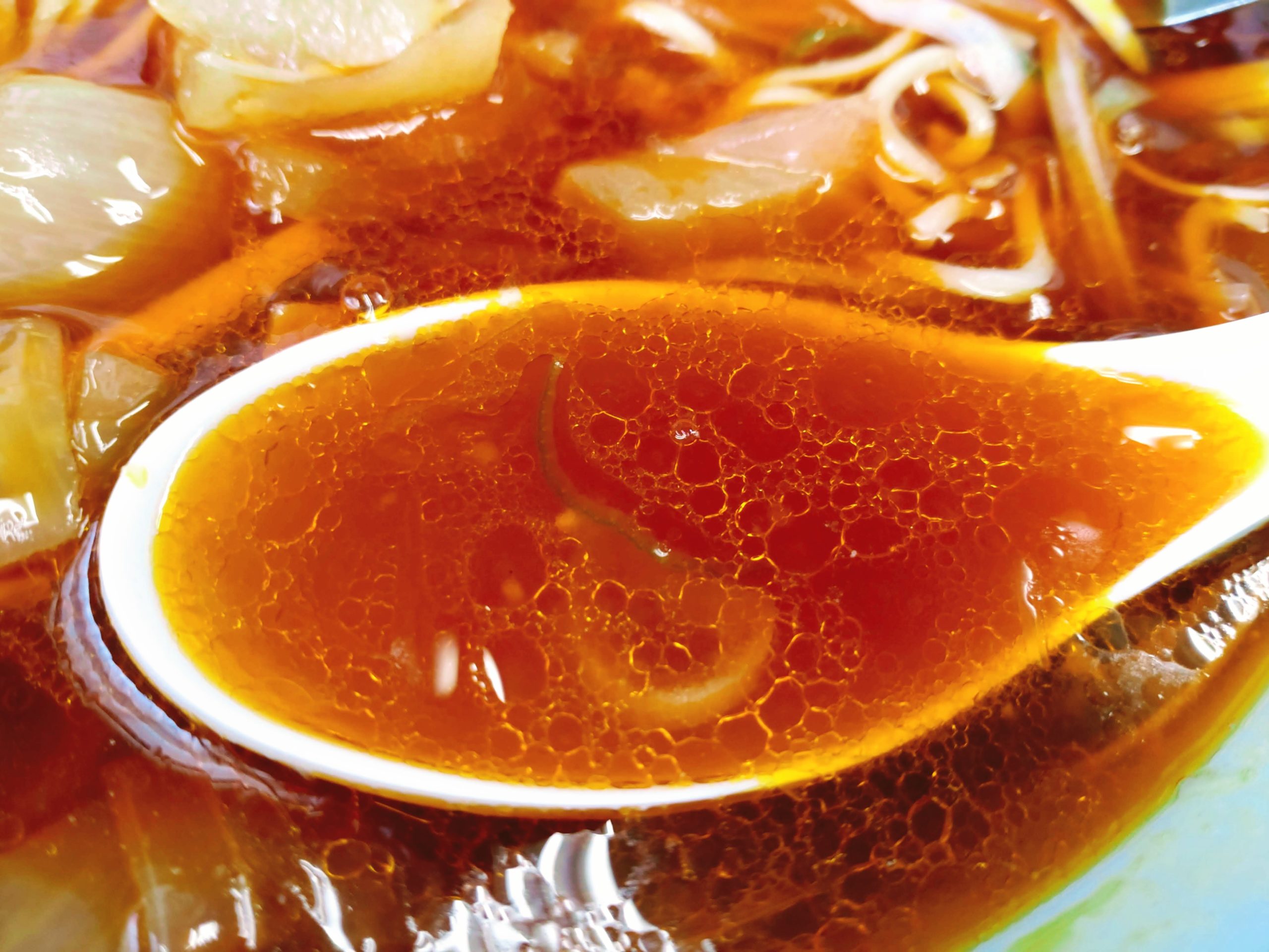勝浦タンタンメンのスープ